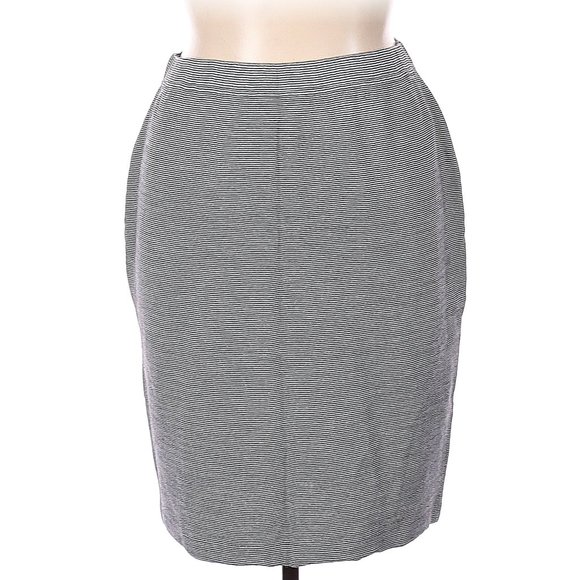 St. John Collection Gray and Black Striped Pencil Skirt, 16 - Picture 1 of 2